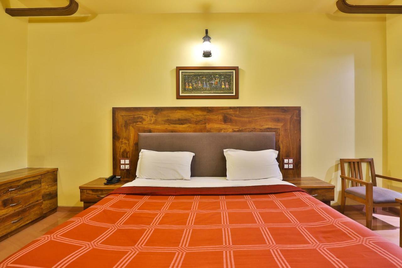 דמאן Palette - Hotel Ocean Inn מראה חיצוני תמונה