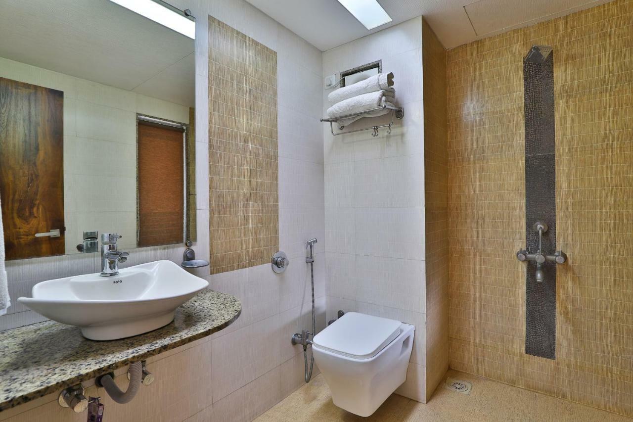 דמאן Palette - Hotel Ocean Inn מראה חיצוני תמונה